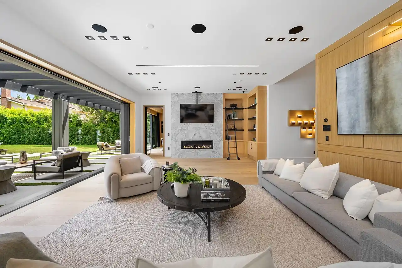 Home Window Repair: Expert Tips & Costs